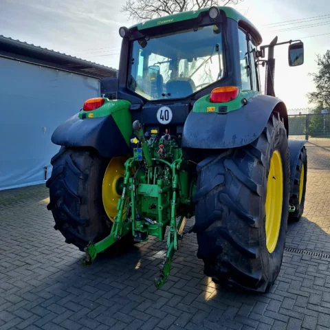 WhatsApp Image 2025-05-28 at 09.49.49 (1) WhatsApp Image 2025-05-28 at 09.49.49 (1)